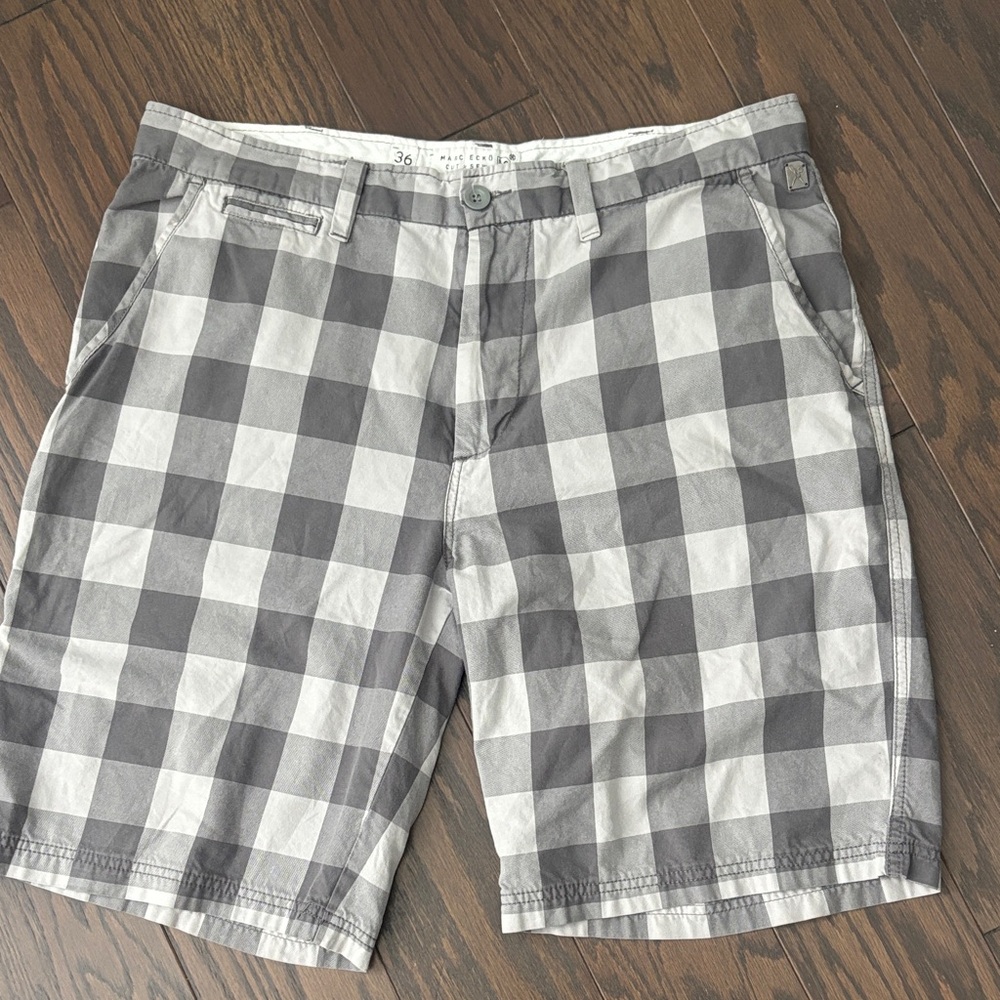 Marc Ecko Gray Plaid Men's Shorts